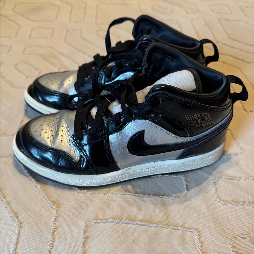 Jordan Kids Black and Silver Sneakers
